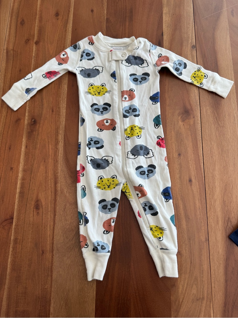 Hanna Andersson Cream One-Piece Zip Pajama with Multi Animal Faces